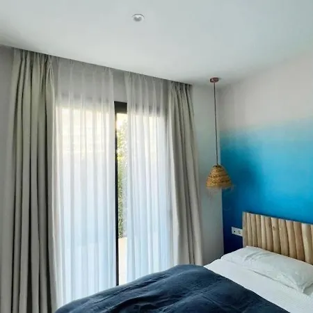 Apartment Luxurious 3 Bed Garden Higueron West Fuengirola