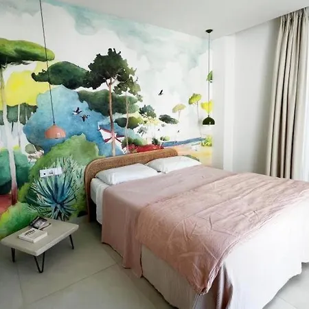 Apartment Luxurious 3 Bed Garden Higueron West *